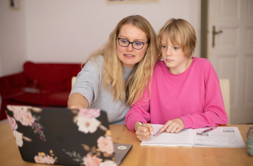 Single Parent Homeschooling: Should You Do It?